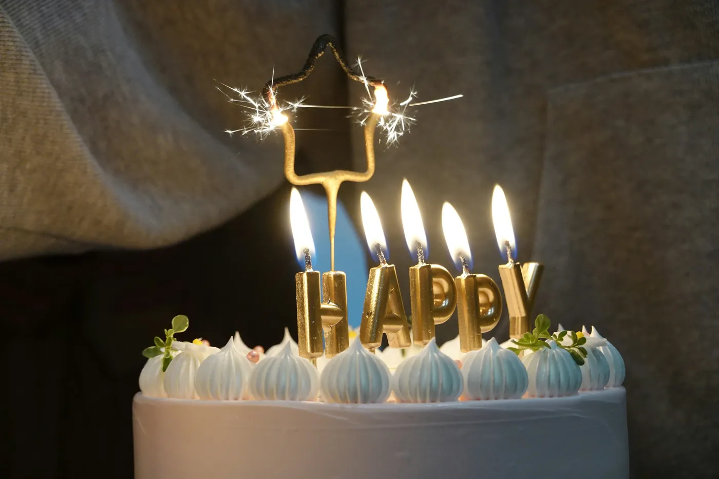 Velas y accesorios para cumpleaños